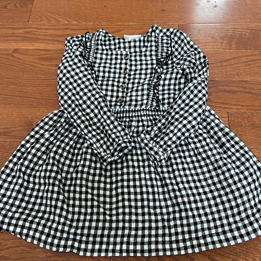 Perfect little dress for the holidays!